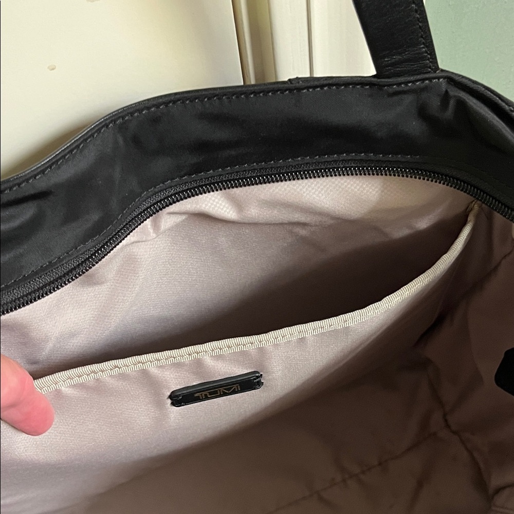 Tumi Elegant Black Tote Bag - Picture 9 of 10